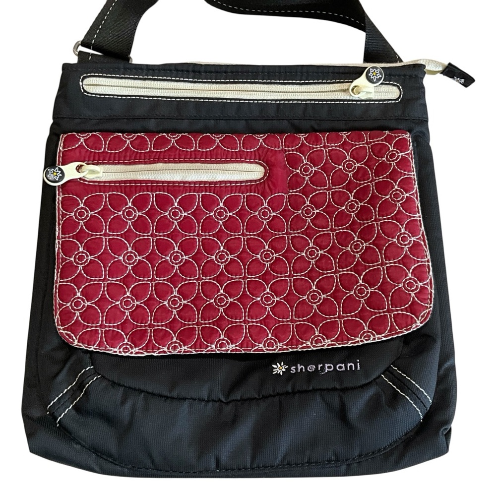 Sherpani Women's Jag LE Bag Crossbody Purse Bag Red Black Embroidered Quilted - Picture 2 of 13